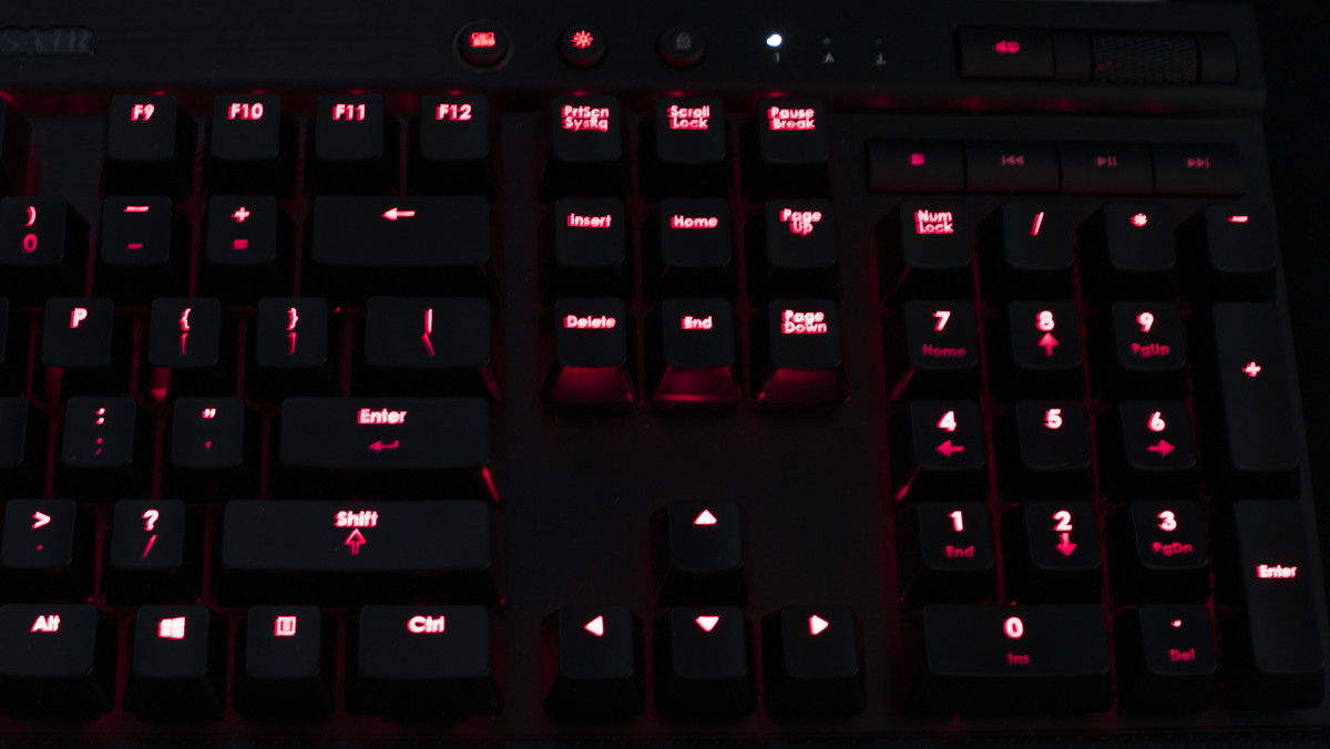 corsair-k70-03